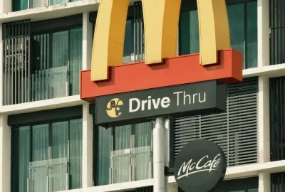 Bisnis Franchise: Peluang Nyata di Era Digital
