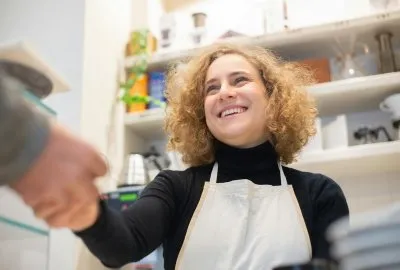 Membangun Loyalitas Pelanggan: Kunci Sukses Customer Retention