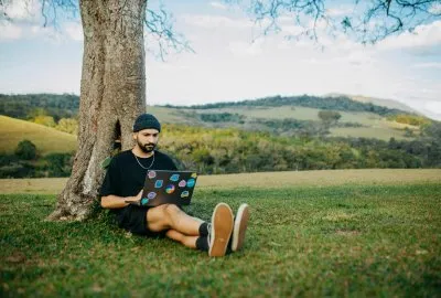 Remote Working: Keunggulan, Tantangan, dan Cara Memaksimalkannya