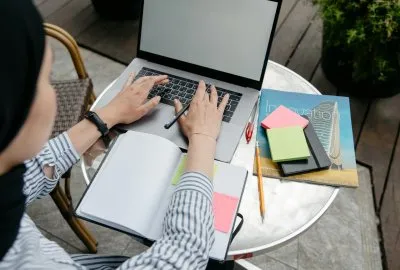 Remote Working: Strategi Produktivitas di Era Digital