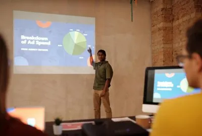 Menggali Efektivitas Retargeting dalam Strategi Pemasaran Digital