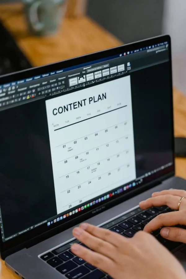 Mengeksplorasi Content Marketing: Strategi yang Berfungsi di Era Digital