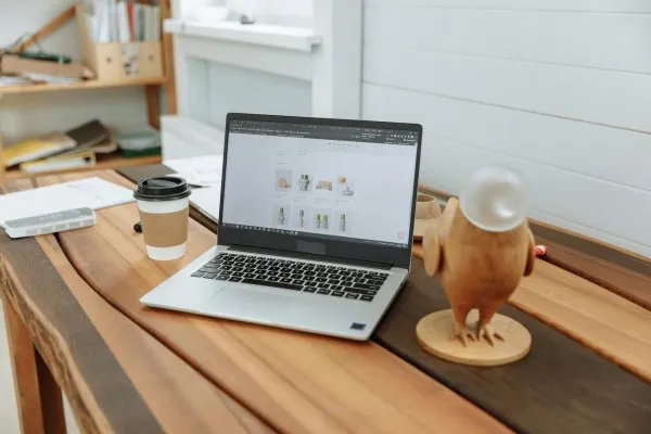 Membuat Website Custom: Solusi Tepat untuk Bisnis Anda