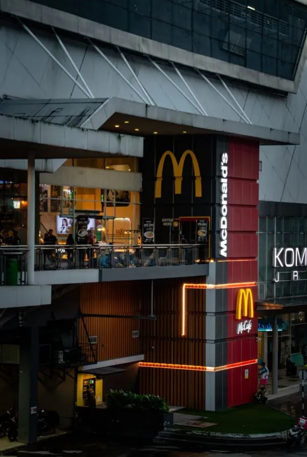 Mengapa Franchise Bisa Jadi Pilihan Bisnis Cerdas di Era Digital