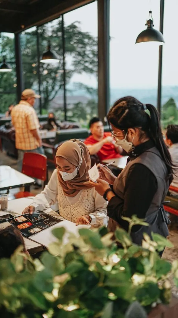 Mengembangkan Bisnis Lokal di Era Digital