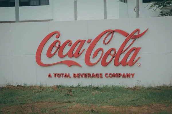 Menggali Esensi Branding Usaha: Lebih dari Sekadar Logo