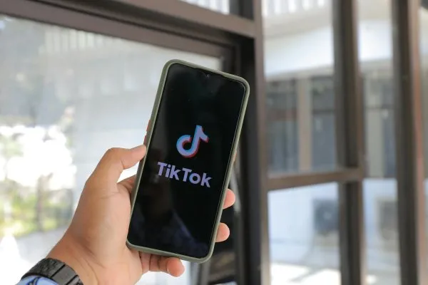Mengoptimalkan TikTok Marketing untuk Brand Anda