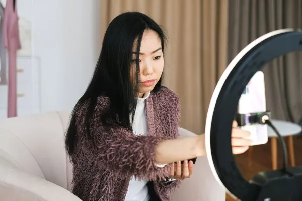 Membangun Personal Branding yang Kuat: Kunci Sukses di Era Digital