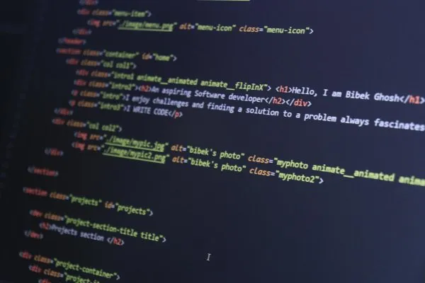 Mengoptimalkan Sistem Informasi dengan Jasa Website yang Efektif