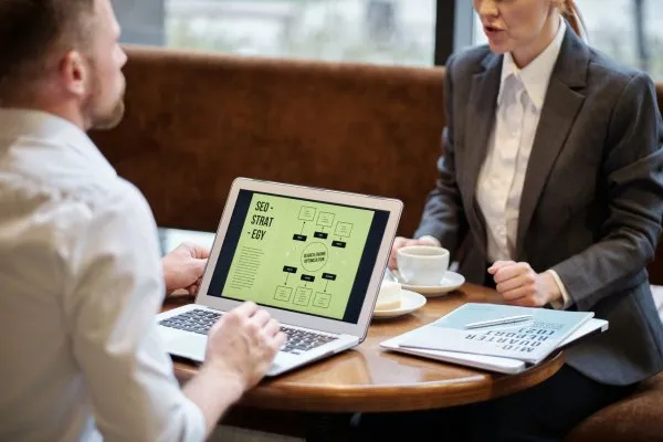Panduan SEO Website: Strategi Efektif untuk Bisnis Digital