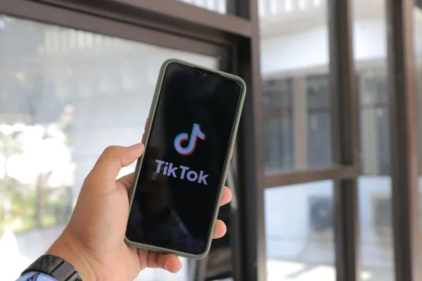 Menerapkan TikTok Marketing dengan Efektif untuk Bisnis Anda