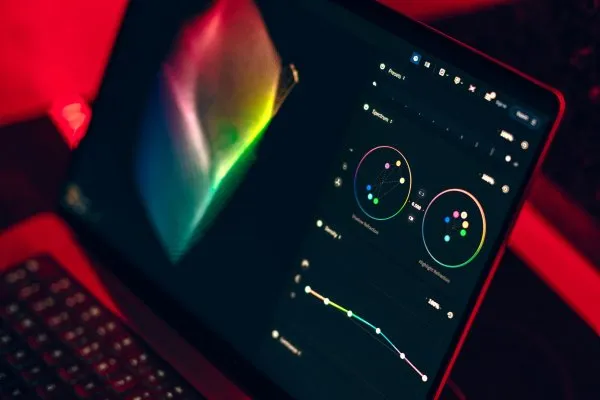 Mengenal Pentingnya UI/UX dalam Jasa & Solusi Website
