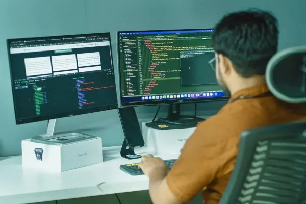 Mengapa UI/UX Website Sangat Penting untuk Kesuksesan Bisnis Anda