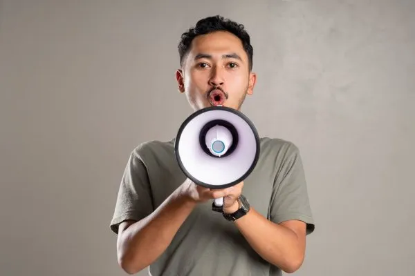 Viral Marketing: Seni Mengundang Perhatian dan Mendorong Konversi